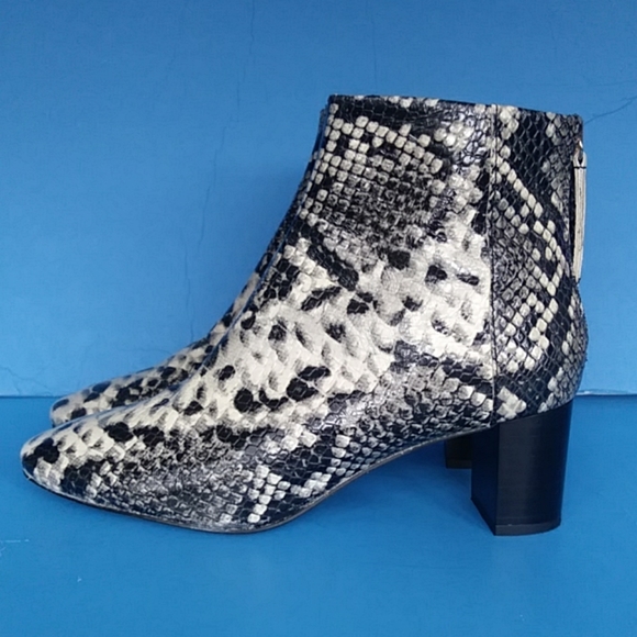 BRAND NEW H & M LEATHER ANKLE BOOTS - Picture 1 of 8